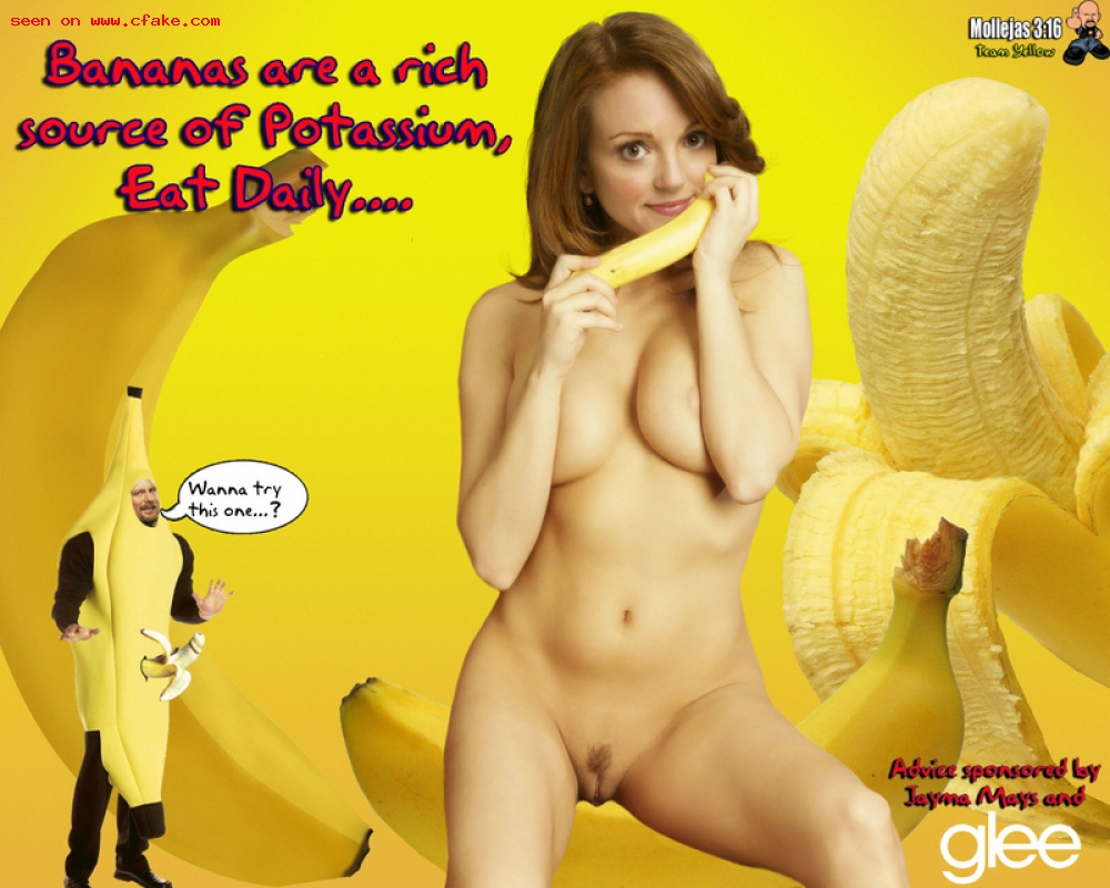 Jayma Mays Masturbating with Food Mermaid Naked Sex Photos