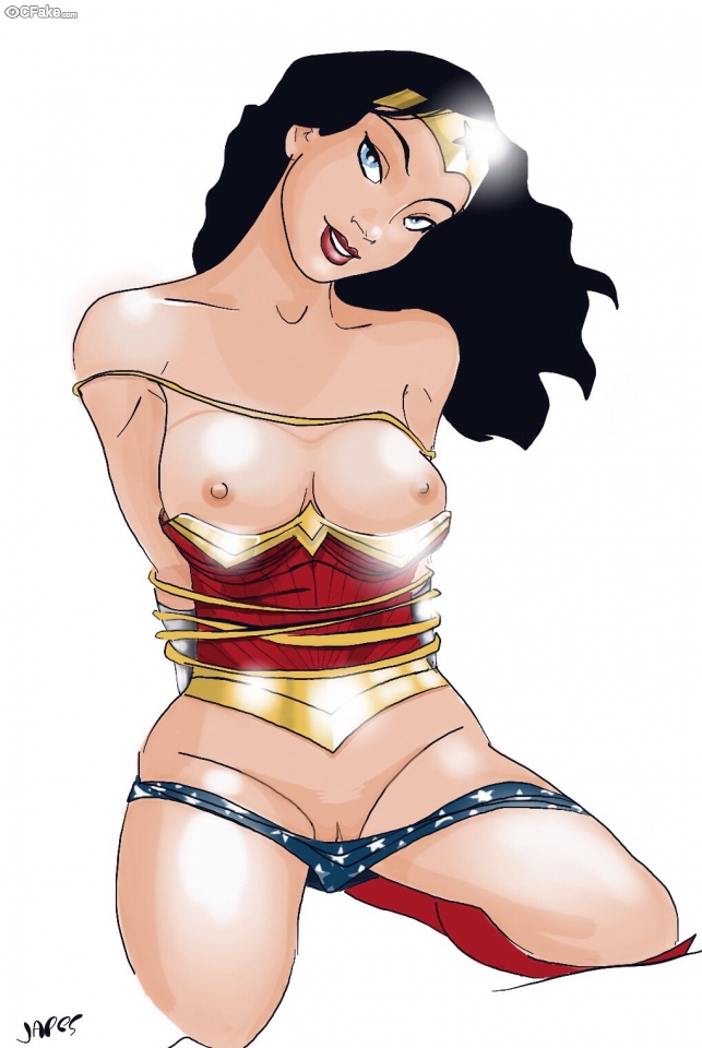 Wonder Woman Naked Boobs