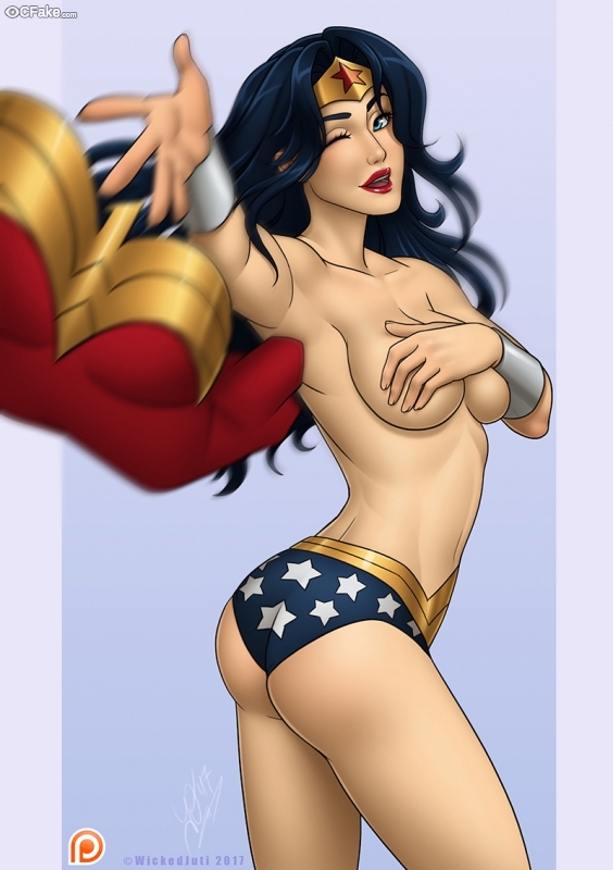 Wonder Woman pussy slip